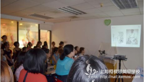 上海美甲学校2012年7月新生开课暨开学典礼，品味韩国特色美食